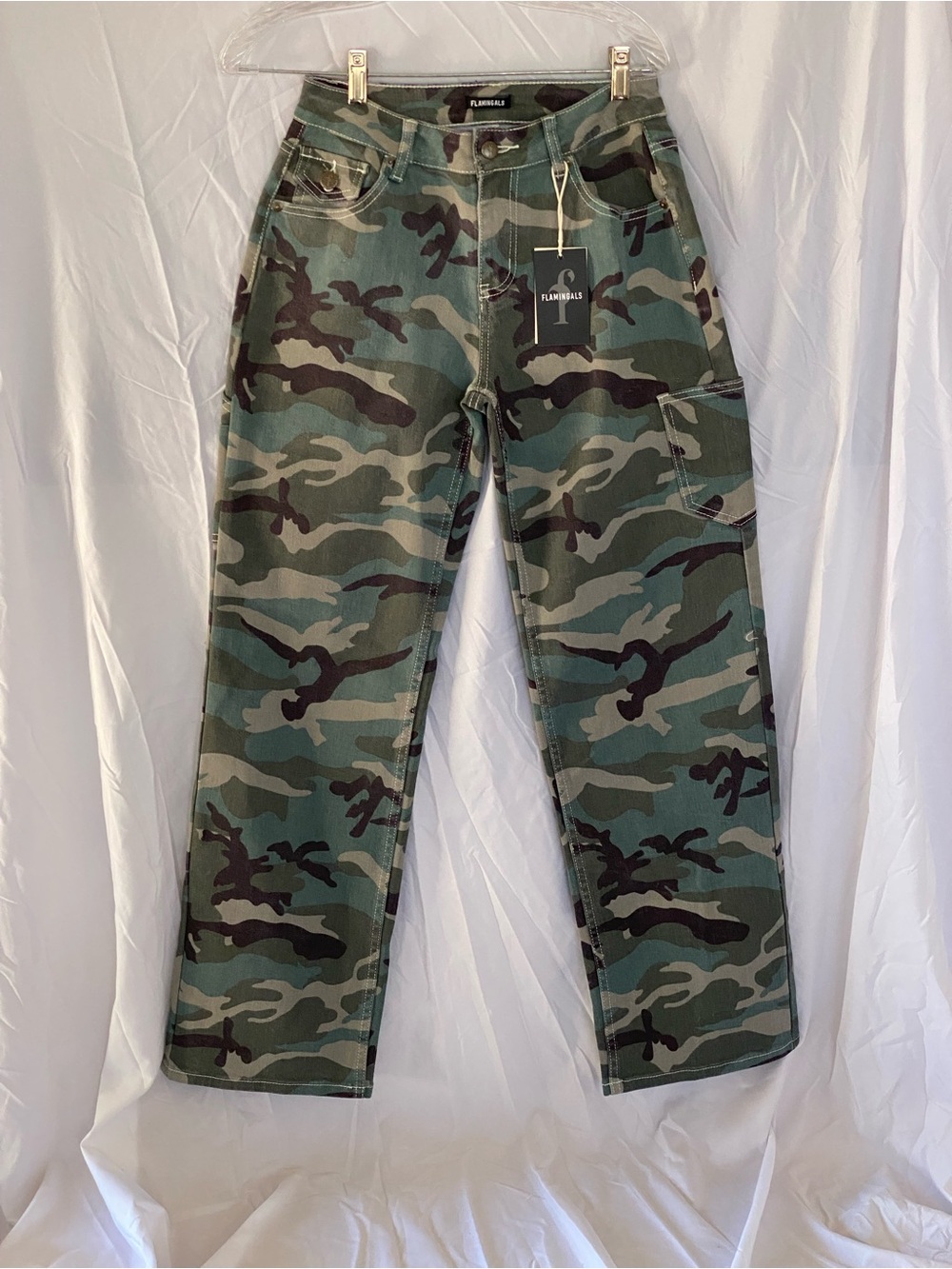 Green Camo Utility Cargo Pants. Flamingals Size XS/4